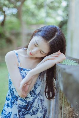 外回り中に突然の大雨一雨宿